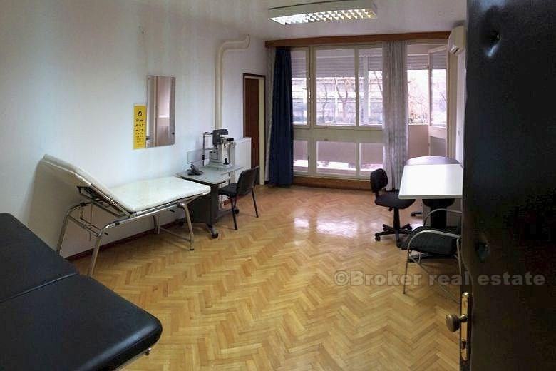 tre roms leilighet kontor / herberge / kontor i Split