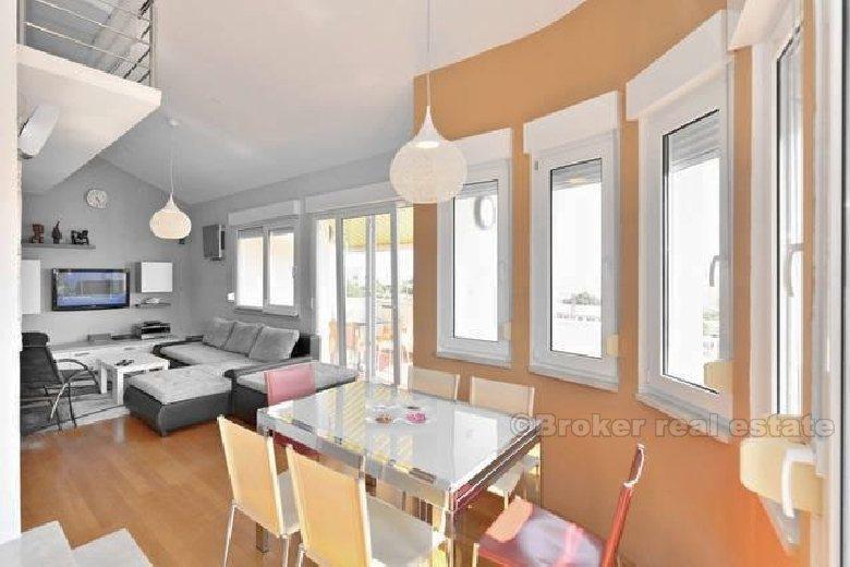 Umeblowane i wyposażone dwupokojowe mieszkanie w Splicie