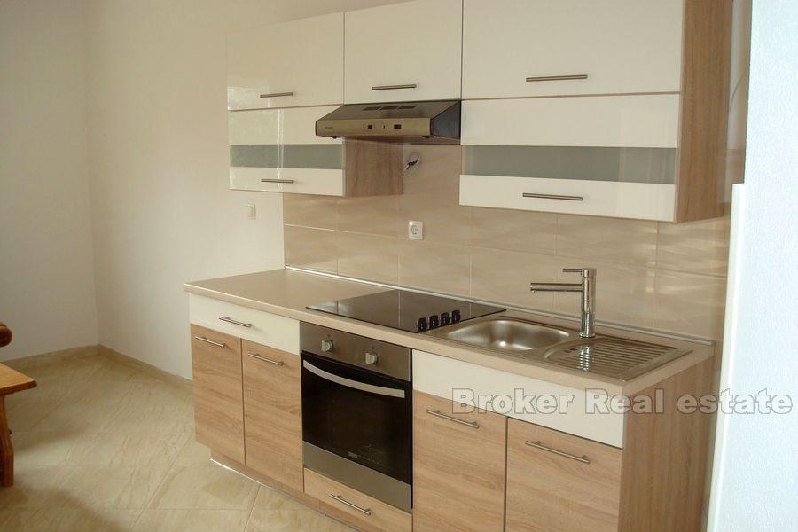 Island of Ciovo - three-bedroom apartment of 80 m2