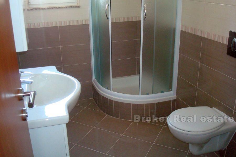 Island of Ciovo - three-bedroom apartment of 80 m2