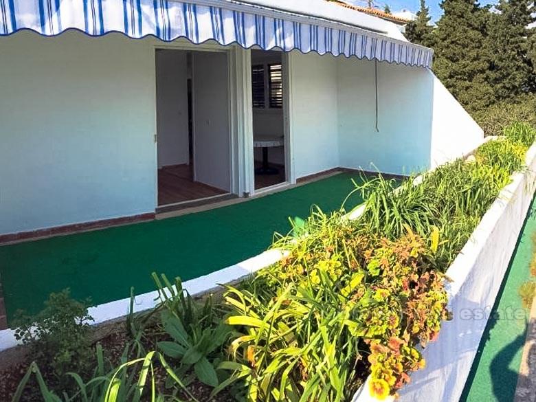 Split, Dvoetažni četvero-sobni stan