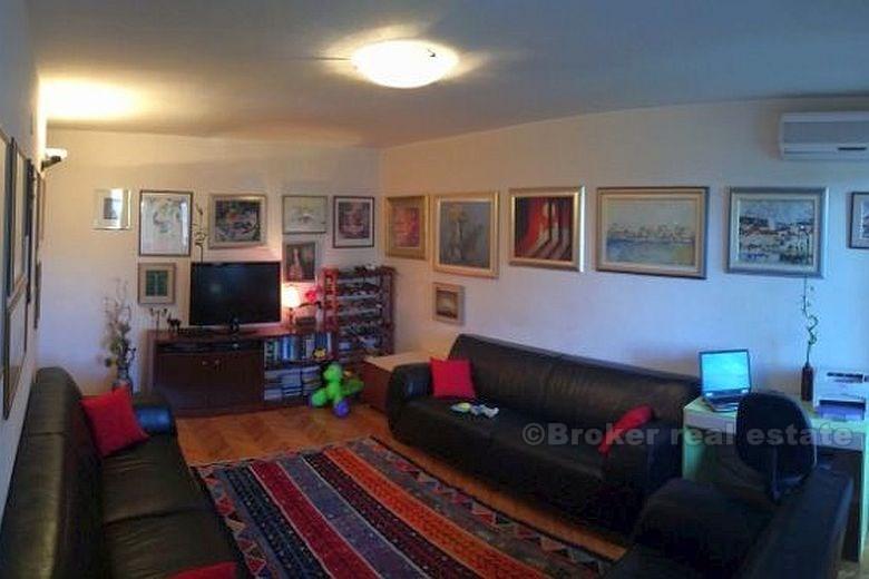 Split, comfortable three-bedroom apartment