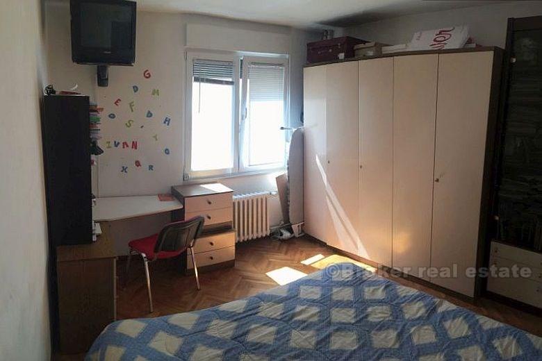 Split, comfortable three-bedroom apartment