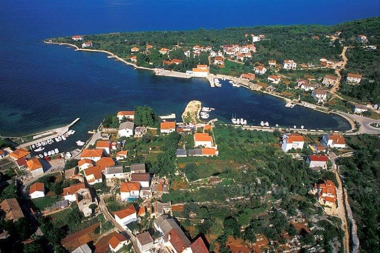 island Ugljan house with sea view