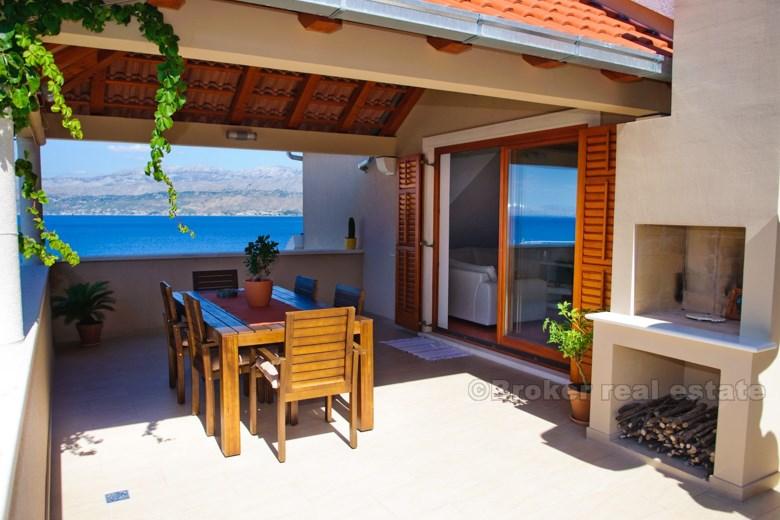 Øya Brac, leiligheter hus