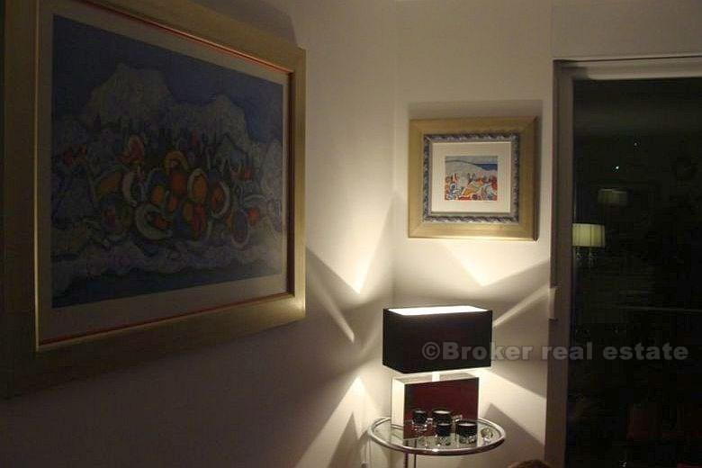 près de Split, appartement moderne dans un nouveau bâtiment