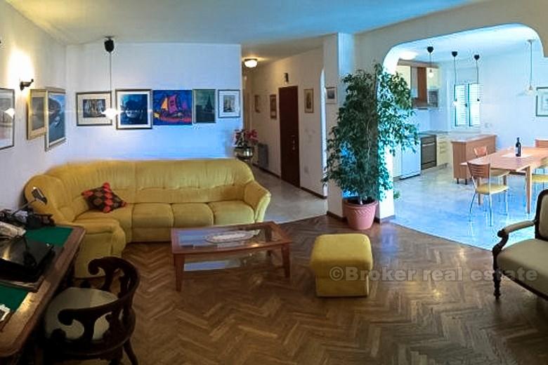 Split, four-bedroom apartment