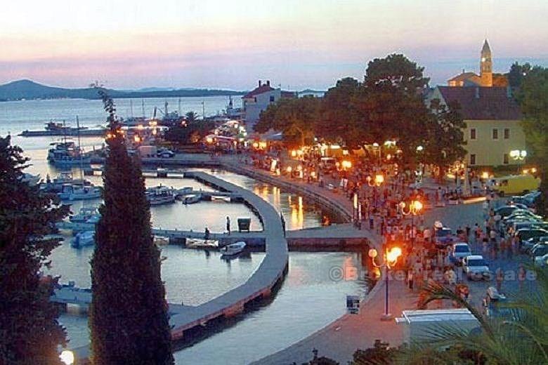 Biograd, steinhus for fornyelse