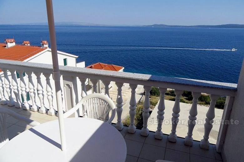 Insel Ciovo, Villa