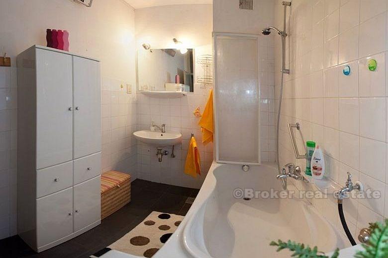 město Split, třípokojový byt