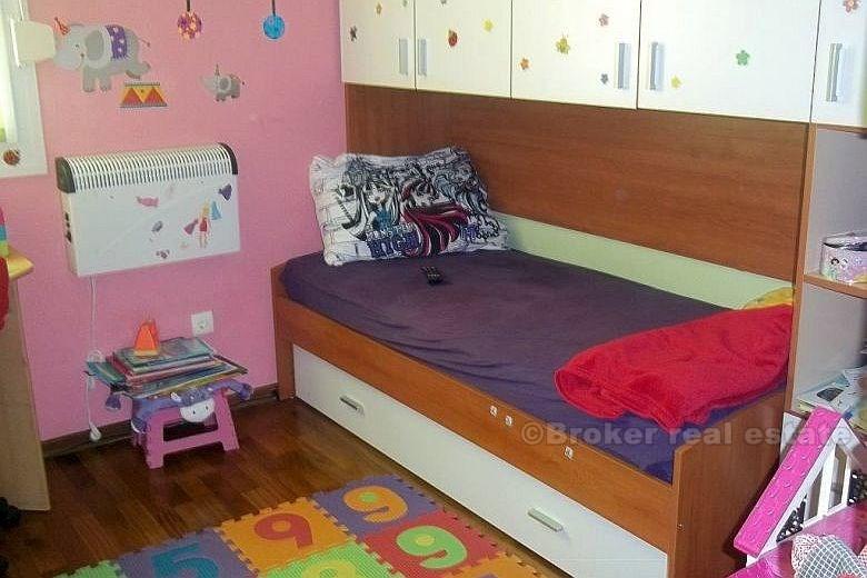 byen Split, to-roms leilighet