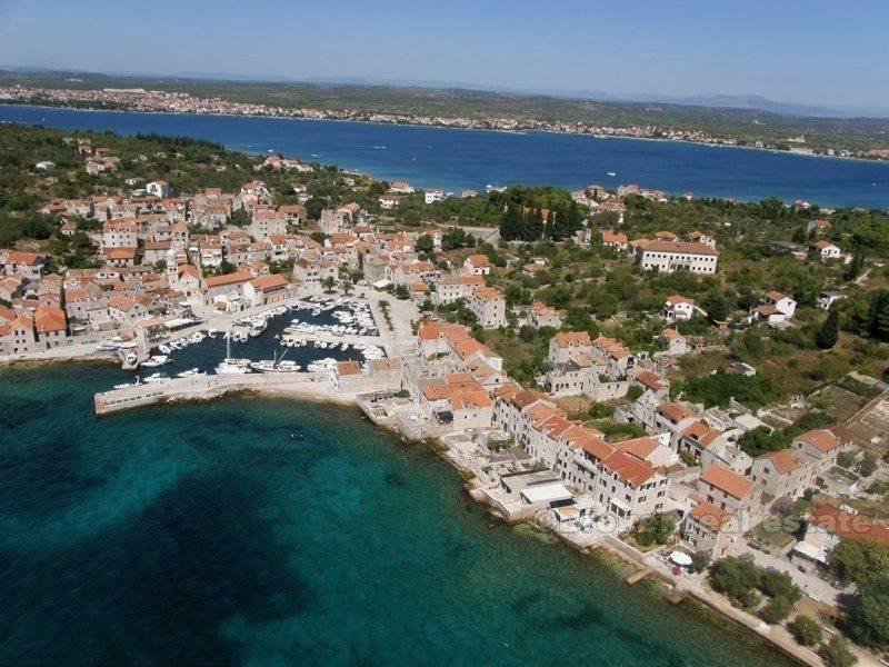 island Prvic, stone house