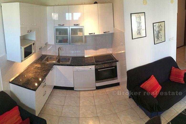 Трехкомнатная квартира в Сплите