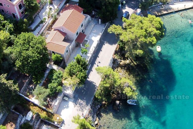 wyspa Brac. odnowiony dom