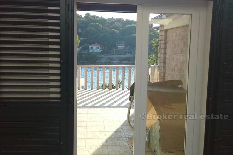 wyspa Brac. odnowiony dom