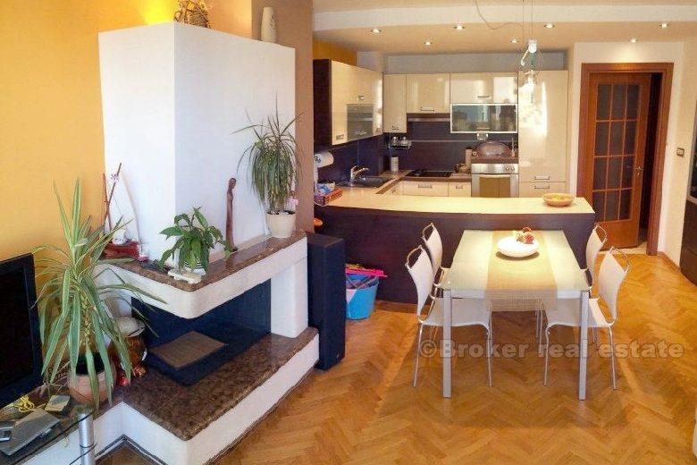 byen Split, to-roms leilighet