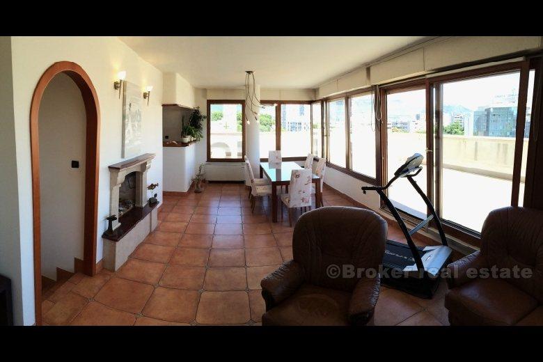 město Split, tři ložnice mezonetový byt