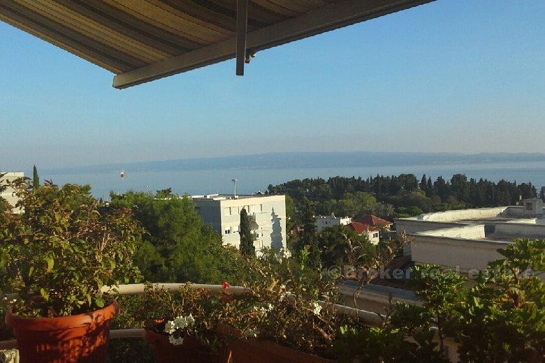 Split, duplex 3-roms leilighet