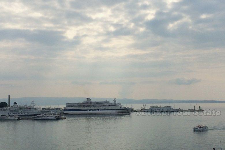 město Split, třípokojový byt