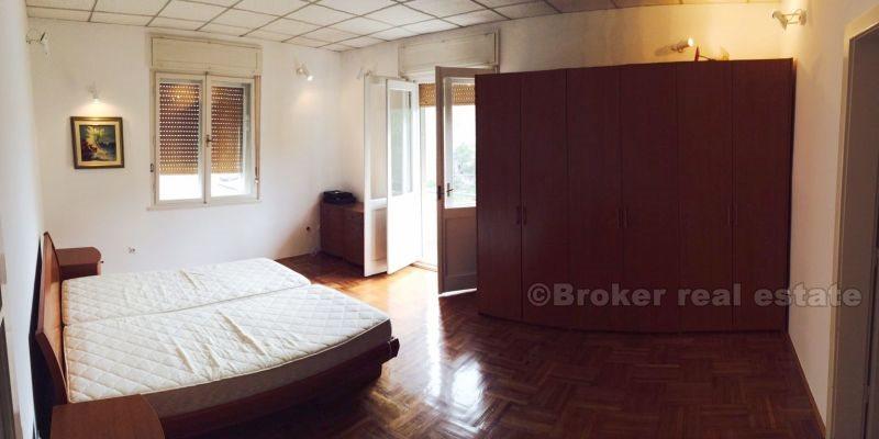 ville de Split, appartement de trois pièces