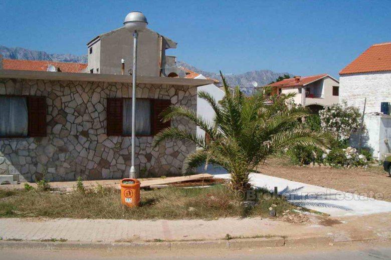 Остров Хвар, дом у моря