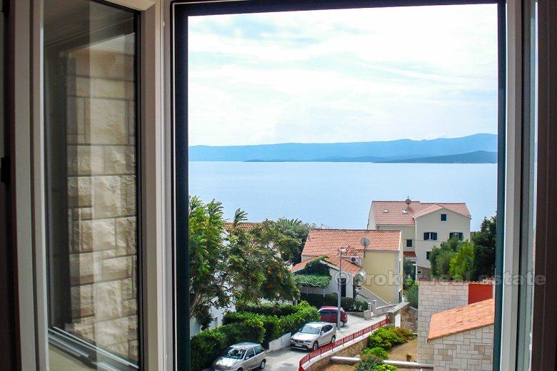 ostrov Brač, trojizbový byt
