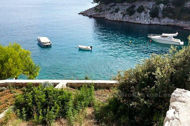 île de Brac, maison jumelée