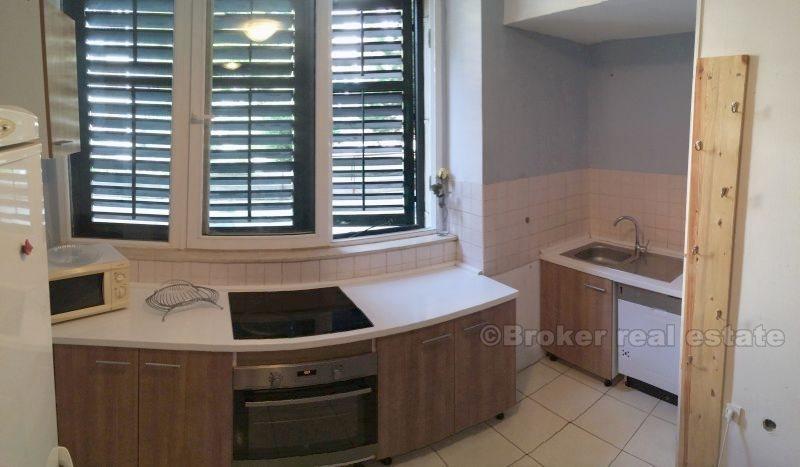 město Split, třípokojový byt