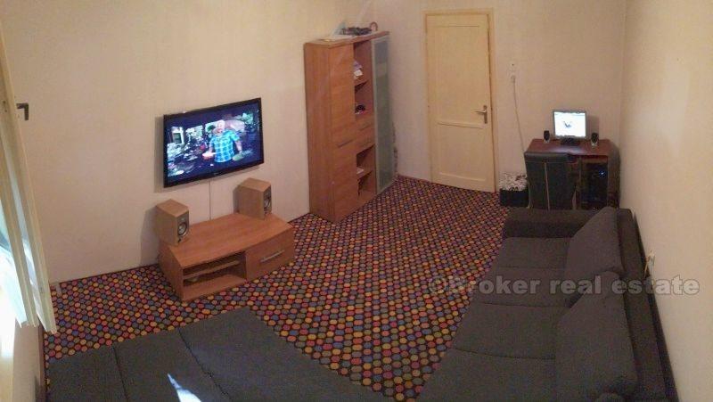 grad Split, dvosoban stan