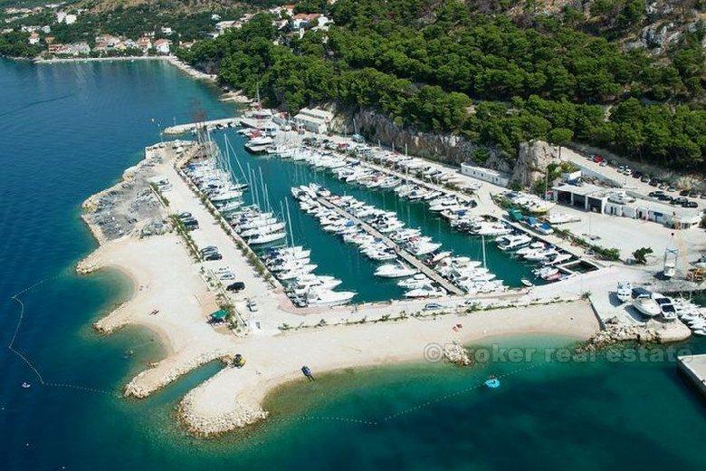 i nærheten av Makarska, uferdig ny leilighet