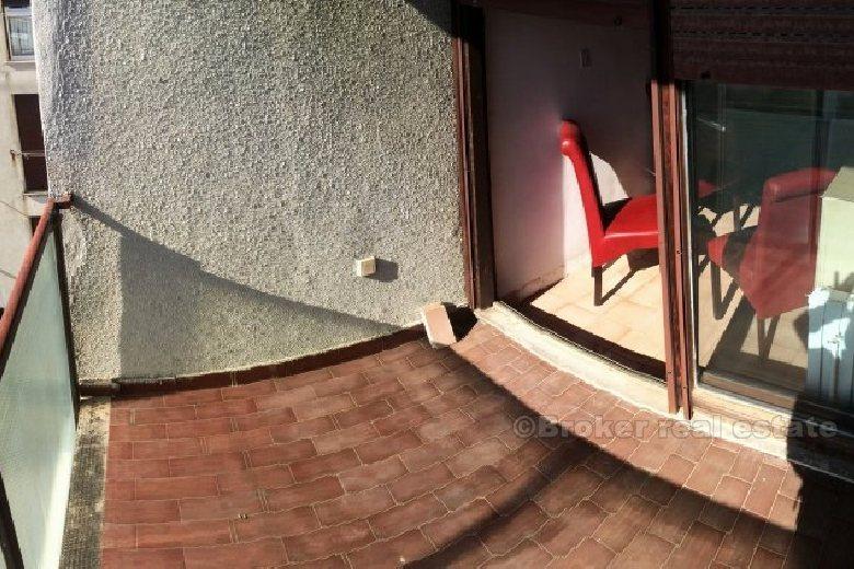 město Split, apartmán se třemi ložnicemi