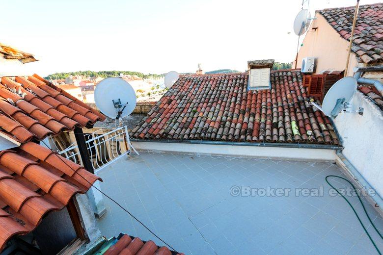 Rovinj, dům v centru v blízkosti moře