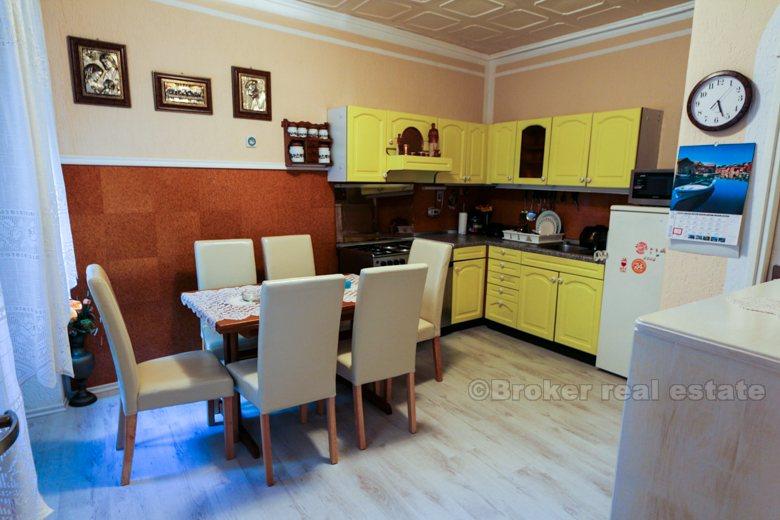 Rovinj, dům v centru v blízkosti moře