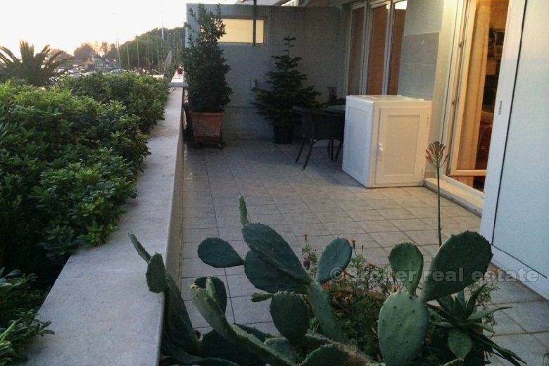 staden Split, modern lägenhet med ett sovrum vid havet