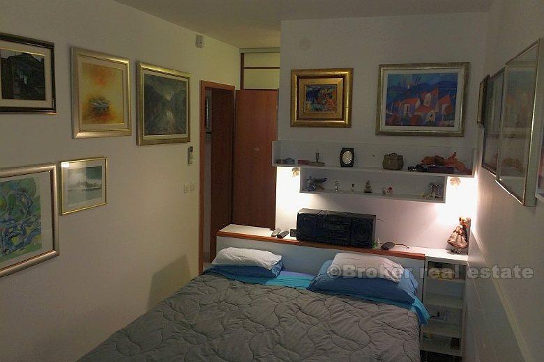 staden Split, modern lägenhet med ett sovrum vid havet