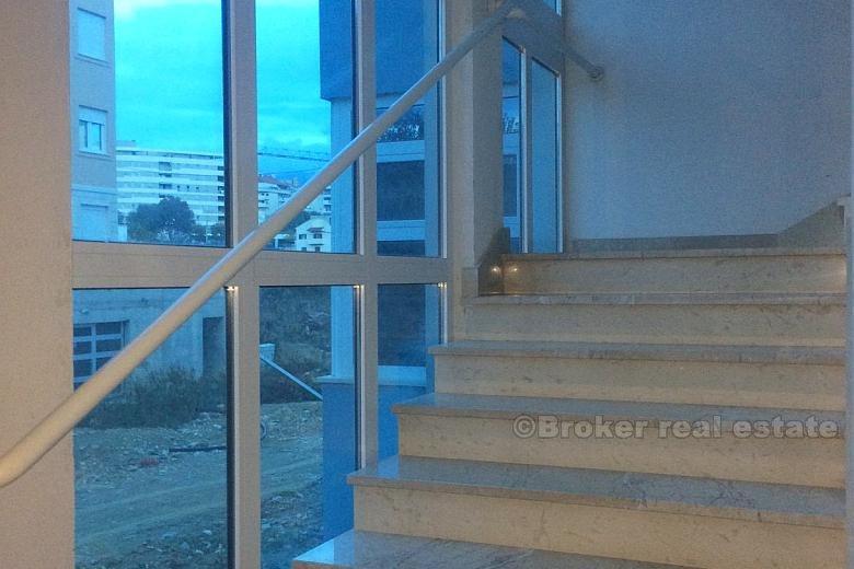 miasto Split, komfortowe mieszkanie w nowym budynku