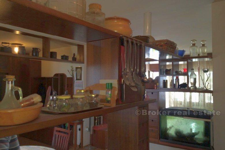 Split, komfortable Drei-Zimmer-Wohnung