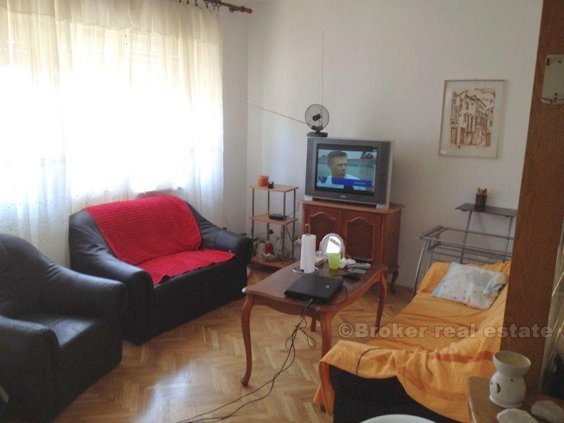 miasto Split, wygodne trzypokojowe mieszkanie