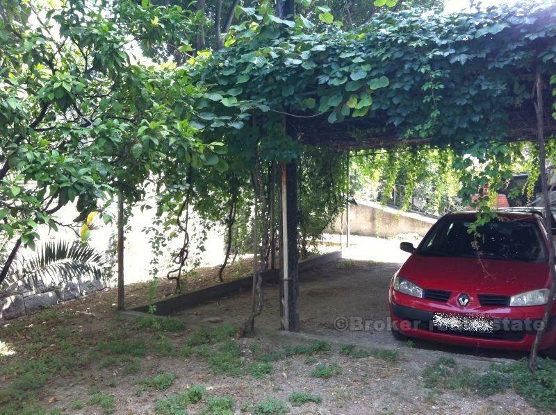 miasto Split, wygodne trzypokojowe mieszkanie