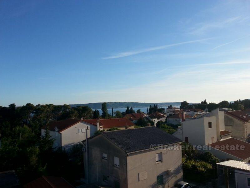 Kastela, family house