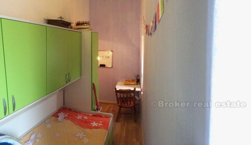 ville de Split, appartement de quatre chambres