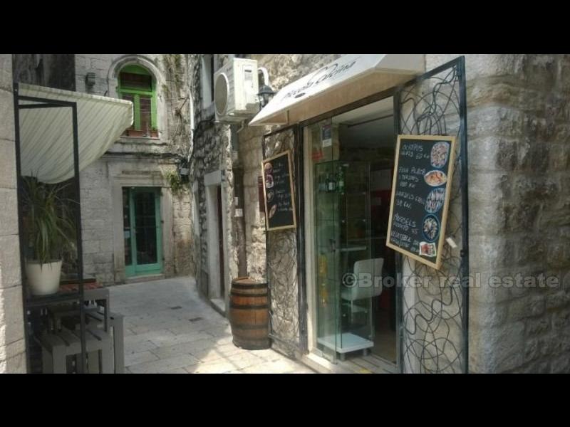 ville de Split, espace de restauration attractif