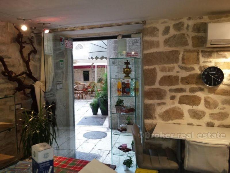 ville de Split, espace de restauration attractif