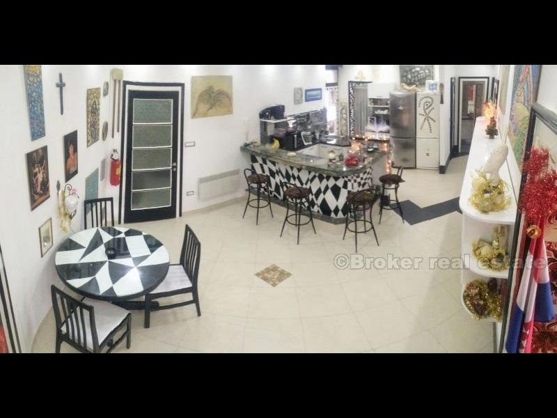 miasto Split, Apartament z czterema sypialniami