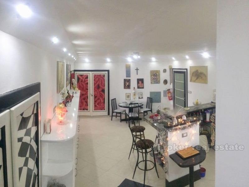 miasto Split, Apartament z czterema sypialniami