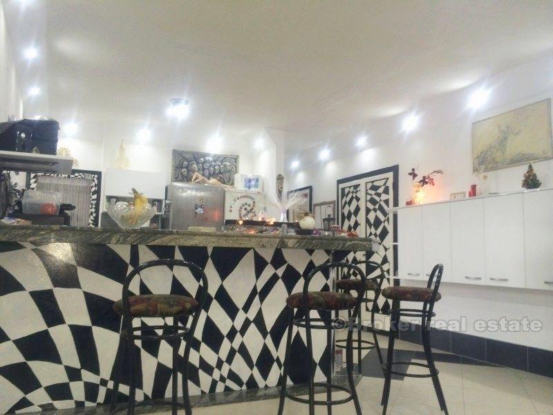 miasto Split, Apartament z czterema sypialniami