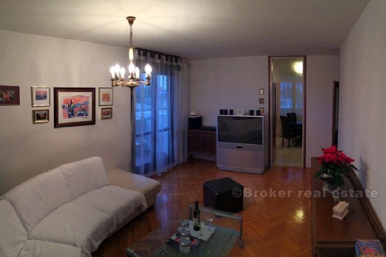 città di Spalato, confortevole appartamento di due camere da letto