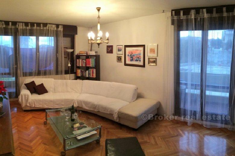 città di Spalato, confortevole appartamento di due camere da letto