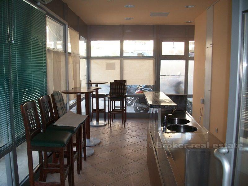 Miasto Split. Caffe Bar / fast food.