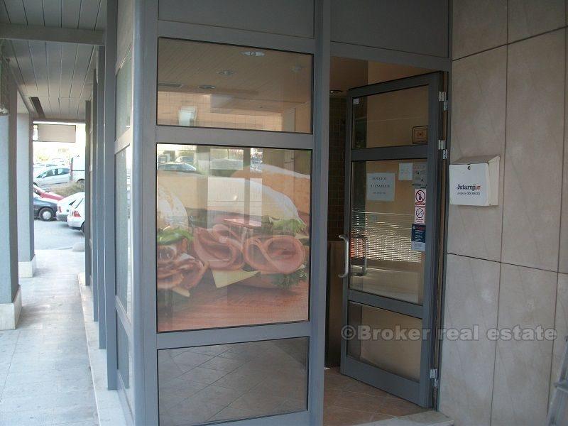 Miasto Split. Caffe Bar / fast food.